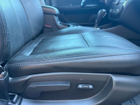 Used 2013 Chevrolet Impala LTZ image 16