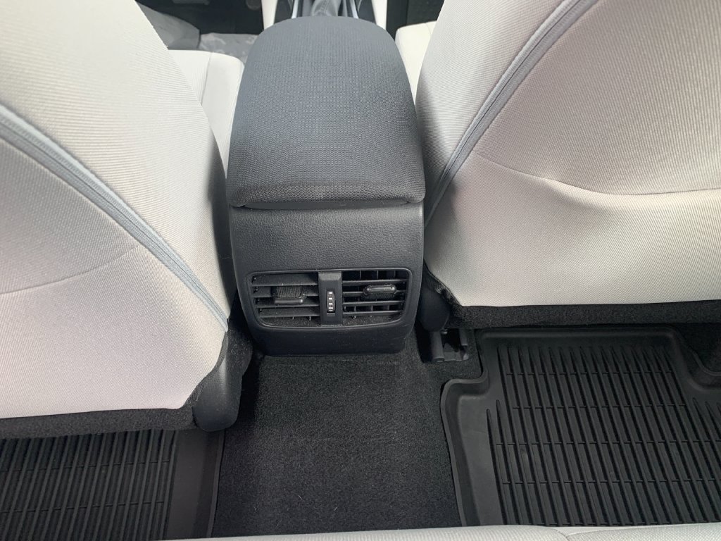 Used 2023 Toyota Corolla Cross L AWD/4WD image 15