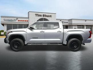 Used 2022 Toyota Tundra SR5 w/ TRD Off-Road Package AWD/4WD video 2