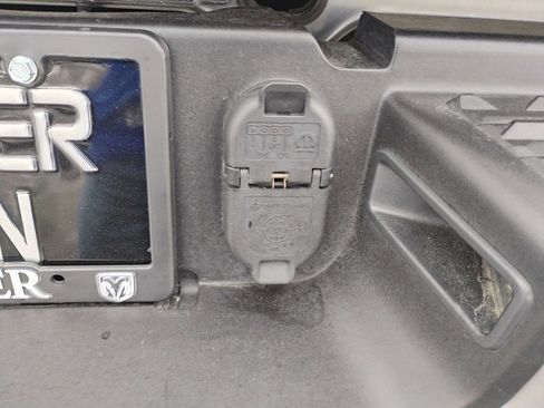 Used 2020 RAM 3500 Laramie image 16