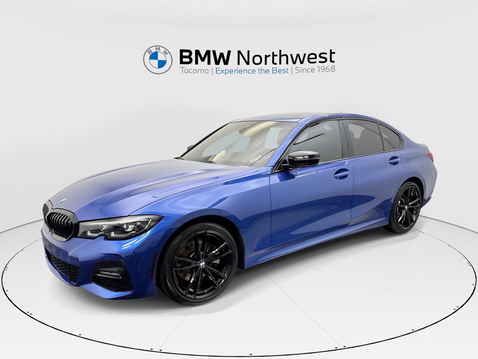 Used 2022 BMW 330i xDrive Sedan w/ M Sport Package AWD/4WD image 1