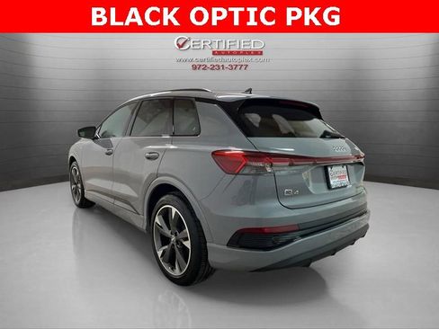 Used 2024 Audi Q4 e-tron Premium w/ Convenience Package image 4