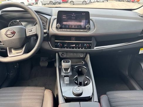 New 2026 Nissan Rogue SV w/ Rock Creek Premium Package AWD/4WD image 20