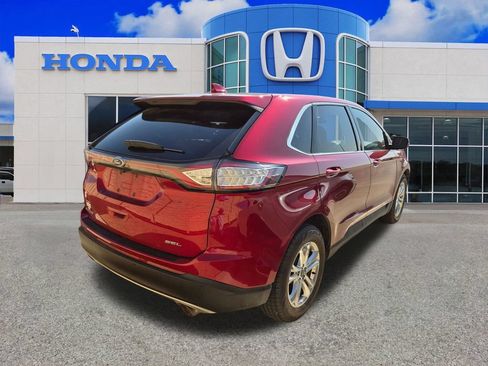 Used 2015 Ford Edge SEL w/ Equipment Group 201A FWD image 2