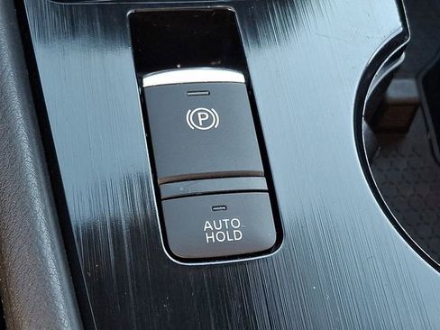 Used 2023 Nissan Rogue SV w/ SV Premium B Package image 26