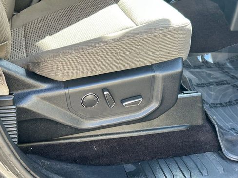 Used 2015 Ford F150 XLT w/ Equipment Group 302A Luxury image 36