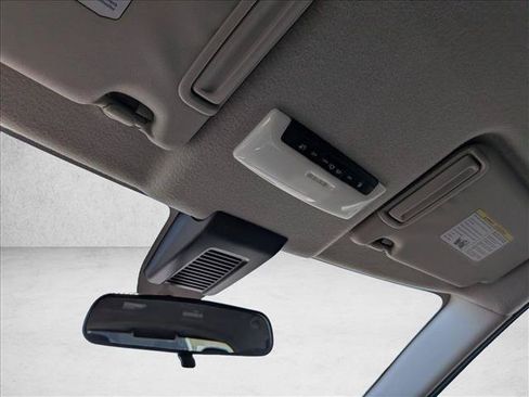 Used 2025 Nissan Kicks Play S FWD image 13