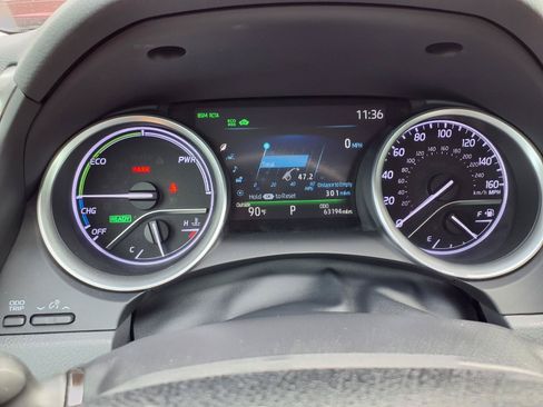 Used 2023 Toyota Camry XLE FWD image 17