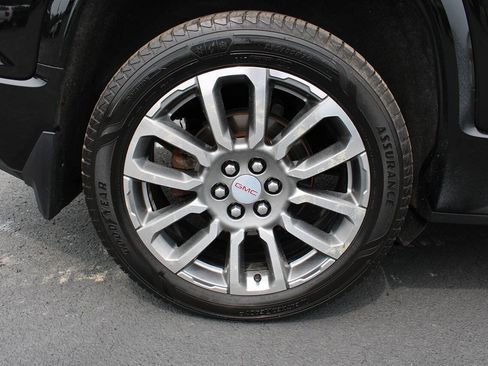 Used 2023 GMC Acadia Denali w/ Denali Ultimate Package AWD/4WD image 13