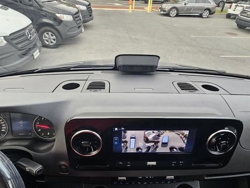 New 2025 Mercedes-Benz Sprinter 2500 image 33