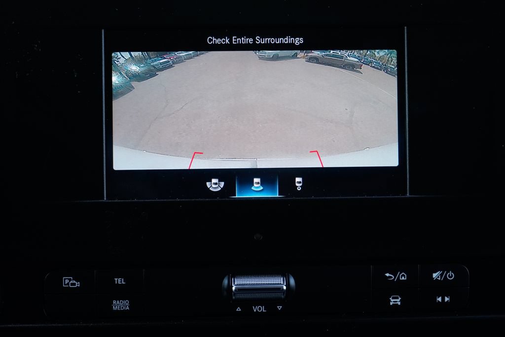 Used 2024 Mercedes-Benz Sprinter 2500 w/ Acoustic Package image 32