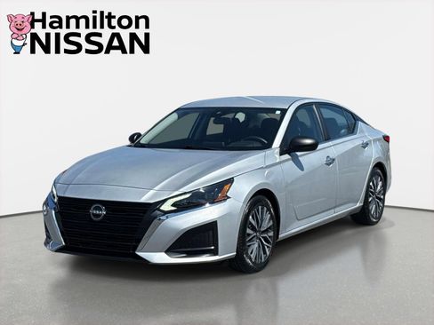 Used 2024 Nissan Altima 2.5 SV image 5