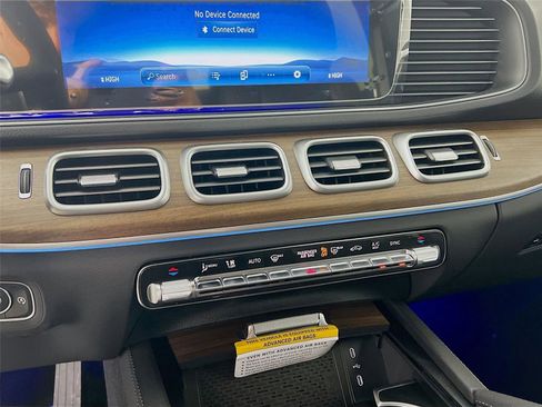 Certified 2025 Mercedes-Benz GLE 450 GLE 450 image 14