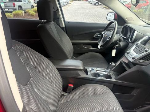 Used 2017 Chevrolet Equinox LT w/ Convenience Package image 10