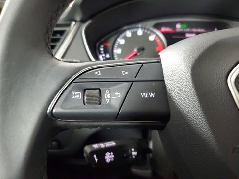 Used 2023 Audi Q5 2.0T Premium AWD/4WD image 25