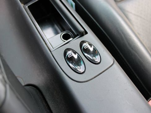 Used 2001 Porsche Boxster RWD image 19