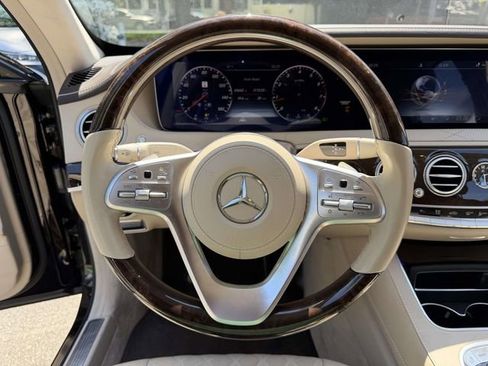 Used 2020 Mercedes-Benz S 560 4MATIC Sedan image 28