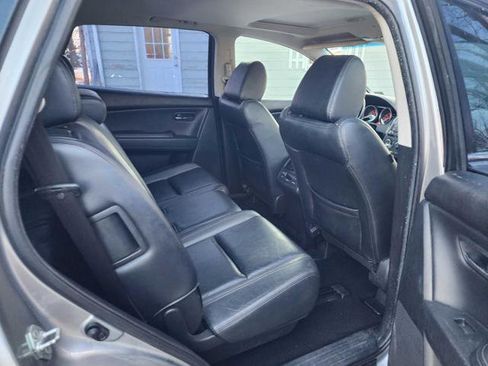 Used 2010 MAZDA CX-9 Touring w/ Moonroof & Bose Audio Pkg image 16