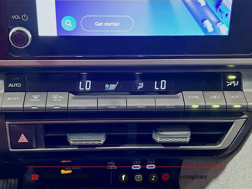 Used 2025 Toyota Camry LE w/ Convenience Package FWD image 14