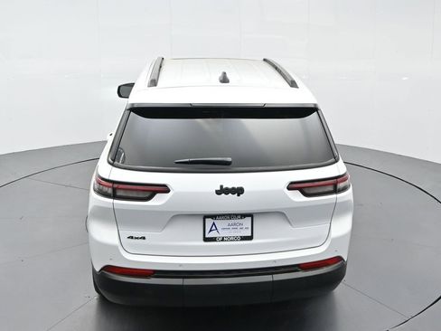 New 2025 Jeep Grand Cherokee L Altitude image 52