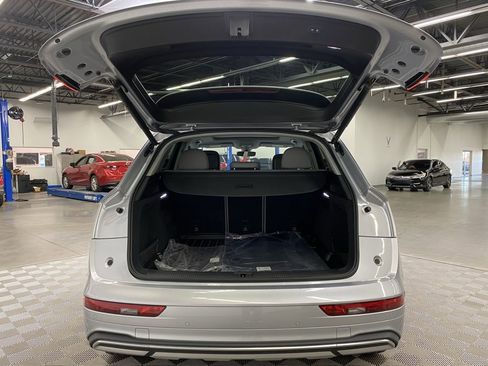 Used 2021 Audi Q5 2.0T Premium Plus w/ Premium Plus Package image 8