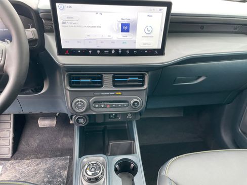 New 2026 Ford Maverick Lobo AWD/4WD image 19