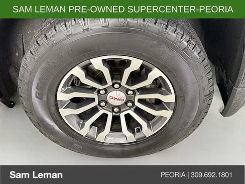 Used 2021 GMC Sierra 1500 AT4 w/ AT4 Premium Package AWD/4WD image 32