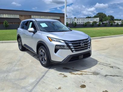 Used 2025 Nissan Rogue SV