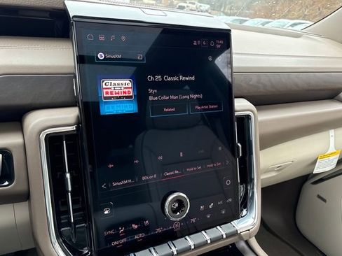 New 2026 GMC Yukon Denali w/ Sun & Power Step Package image 9