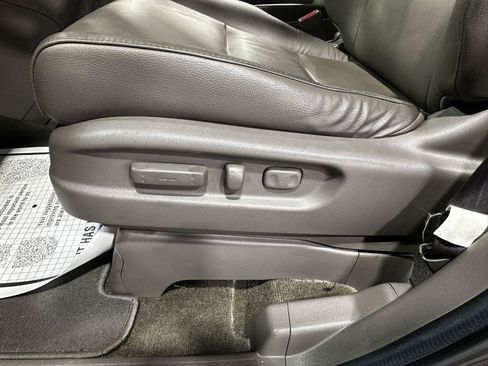 Used 2013 Honda Odyssey Touring image 24