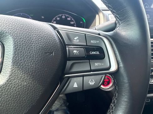 Used 2022 Honda Accord Touring image 18