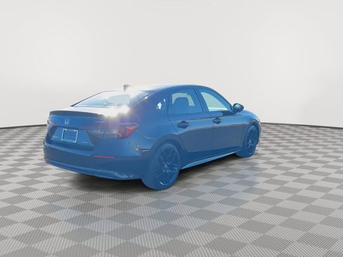 Used 2025 Honda Civic Sport Touring image 8