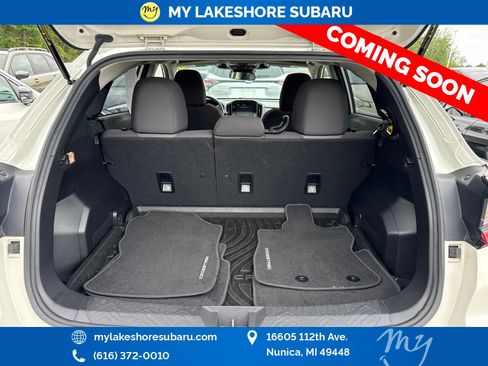 Used 2025 Subaru Crosstrek 2.5i Premium AWD/4WD image 11