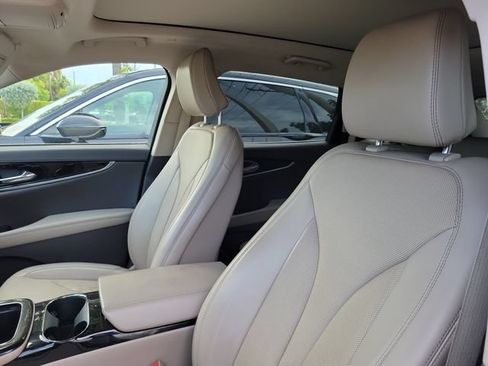 Certified 2022 Lincoln Nautilus Reserve FWD image 9