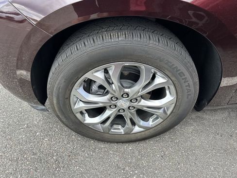 Used 2021 Buick Enclave Avenir w/ Avenir Technology Package FWD image 10