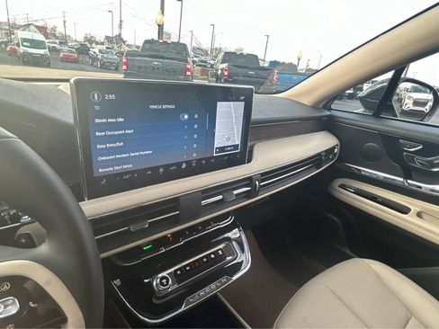 New 2025 Lincoln Corsair Grand Touring image 39