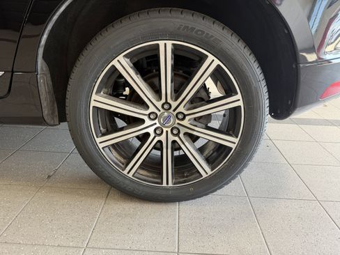 Used 2017 Volvo XC60 T6 Inscription w/ Preferred Option Package AWD/4WD image 5