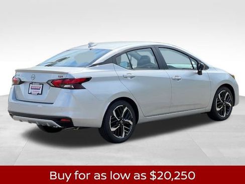 New 2025 Nissan Versa SR image 5