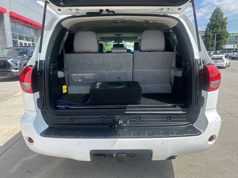 Certified 2017 Toyota Sequoia SR5 w/ Premium Package AWD/4WD image 14