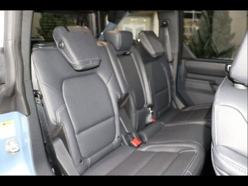 New 2025 Ford Bronco Badlands image 13