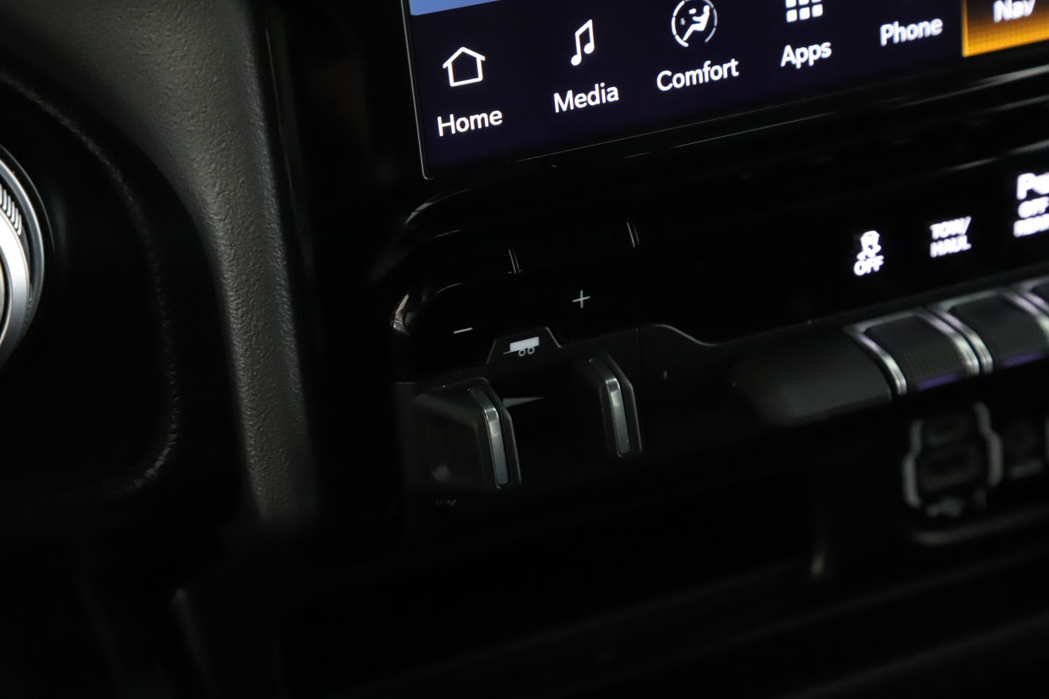 Used 2022 RAM 1500 Laramie AWD/4WD image 15