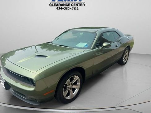 Used 2021 Dodge Challenger SXT RWD image 3