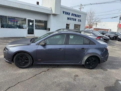 Used 2013 Chevrolet Cruze LT w/ RS Package image 4