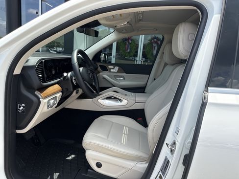 Used 2025 Mercedes-Benz GLE 350 4MATIC image 10