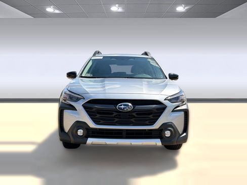 Used 2025 Subaru Outback Limited w/ Popular Package #2 AWD/4WD image 6