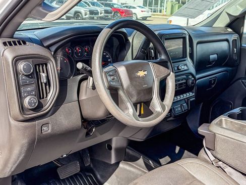 Used 2023 Chevrolet Silverado 2500 W/T w/ WT Convenience Package image 8