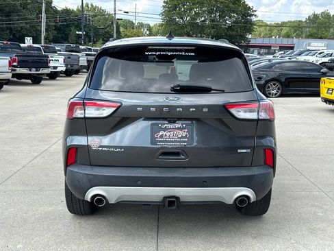 Used 2020 Ford Escape Titanium AWD/4WD image 15