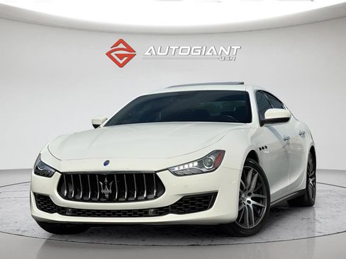 Used 2019 Maserati Ghibli S Q4 AWD/4WD image 1