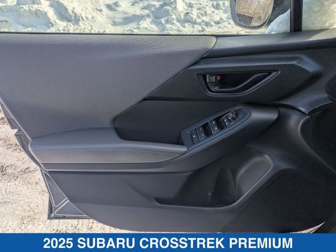 Certified 2025 Subaru Crosstrek 2.0i Premium image 19
