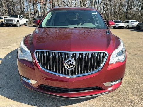 Used 2017 Buick Enclave Convenience image 2